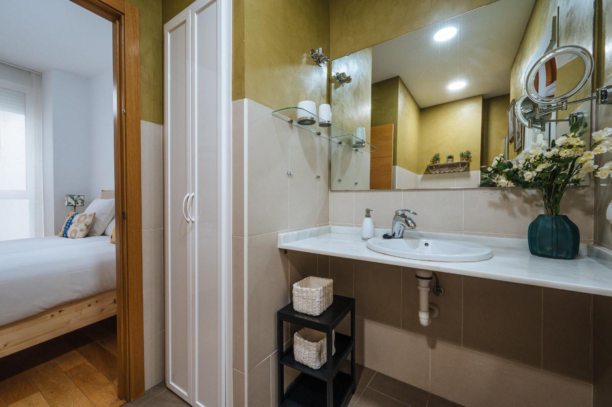 Zaragoza 66, By Homing U Apartament *