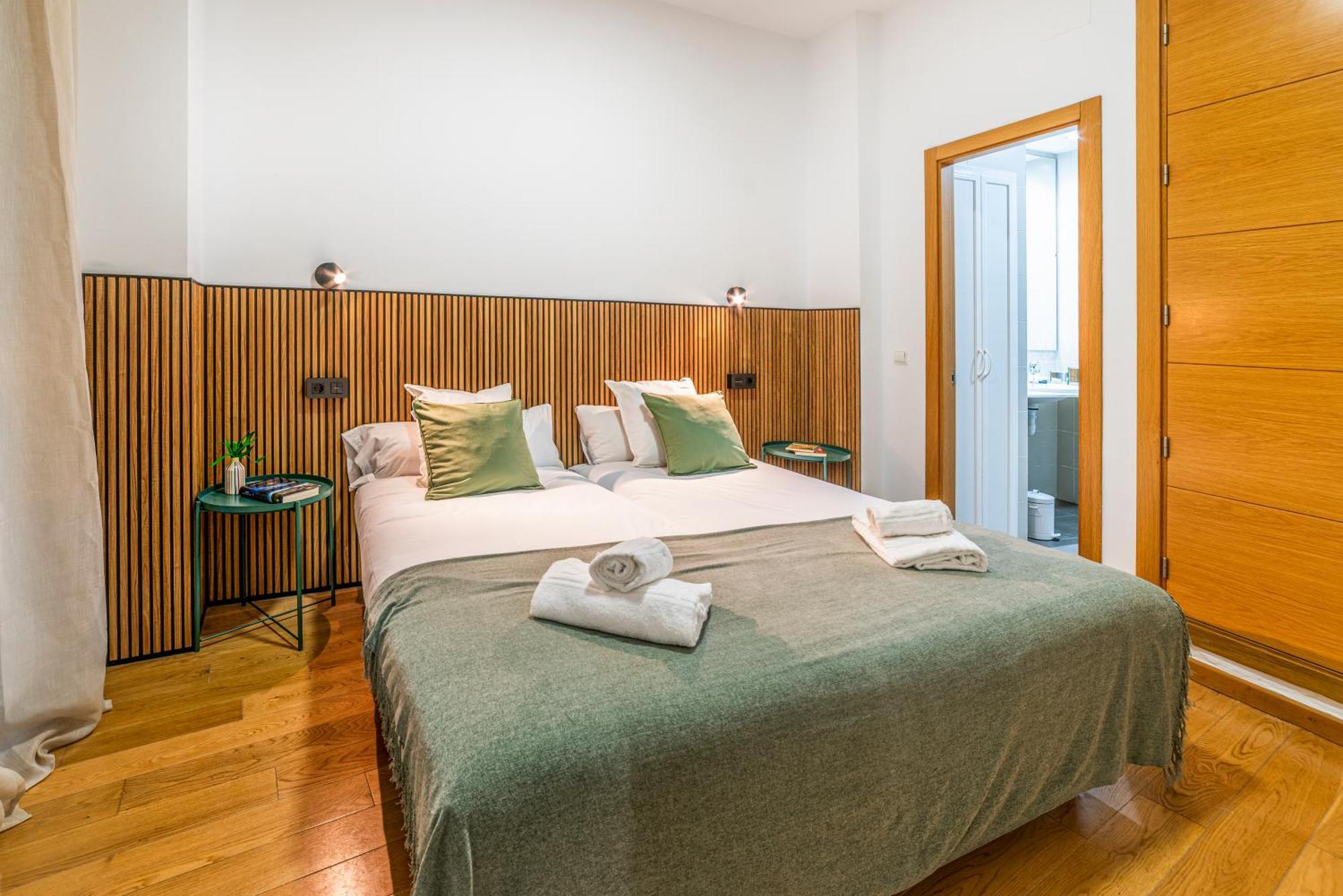 Apartament Zaragoza 66, By Homing U